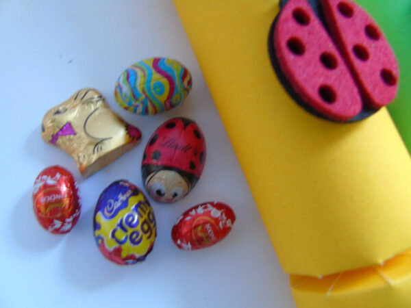 Ladybird Easter Cracker - Image 3